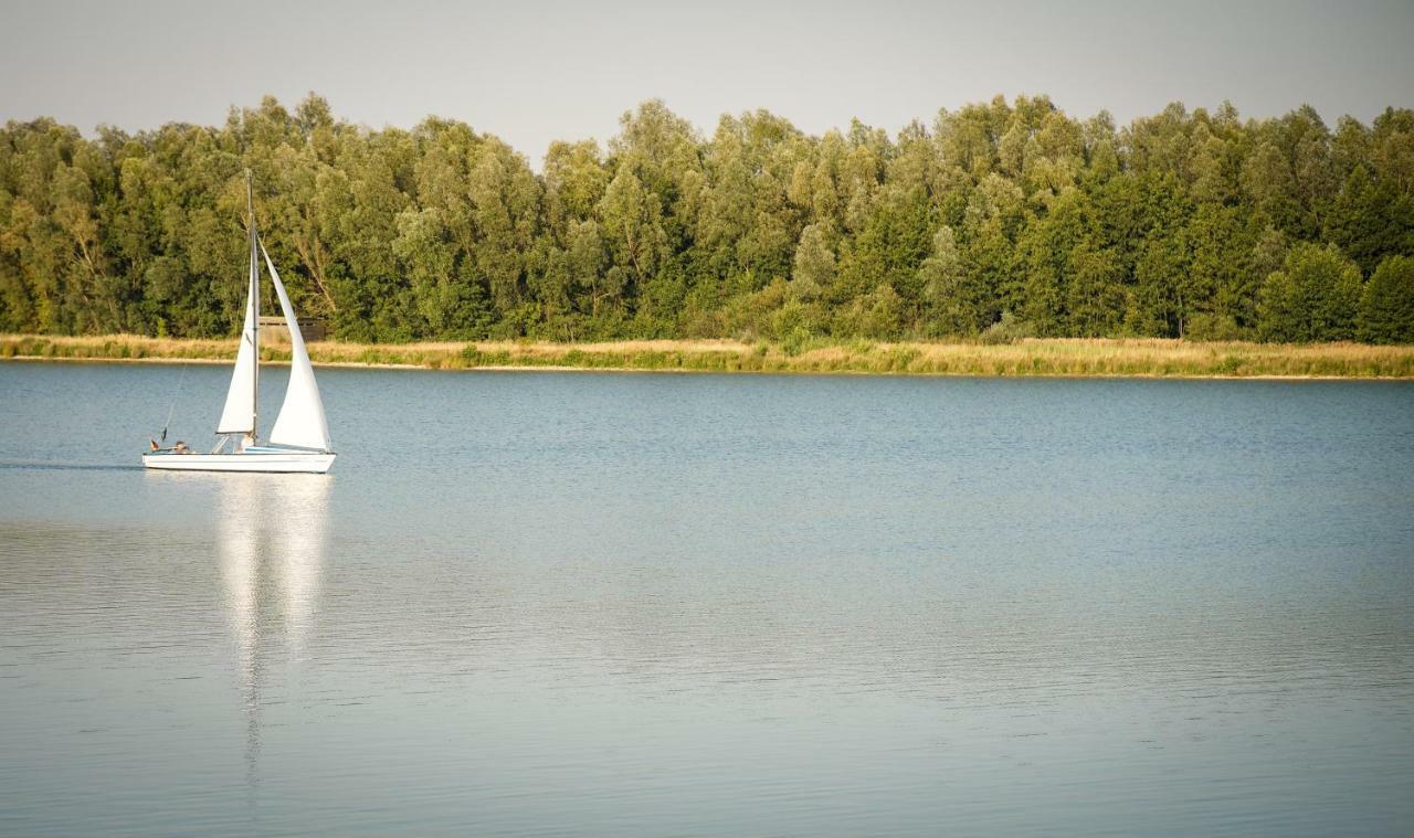 Ferienwohnung Am Diersfordter Waldsee วีเซิล ภายนอก รูปภาพ